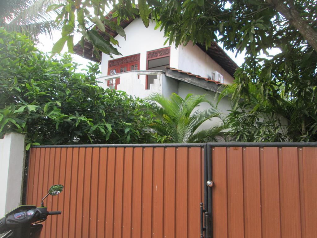 Bay Reach Home Stay Weligama Exterior photo